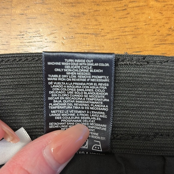 Women’s black skinny jeans size 10. - Picture 10 of 12